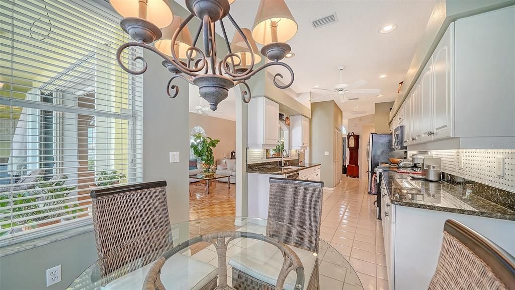 На продажу: $549,000 (2 спален, 2 ванн, 1868 Квадратных фут)