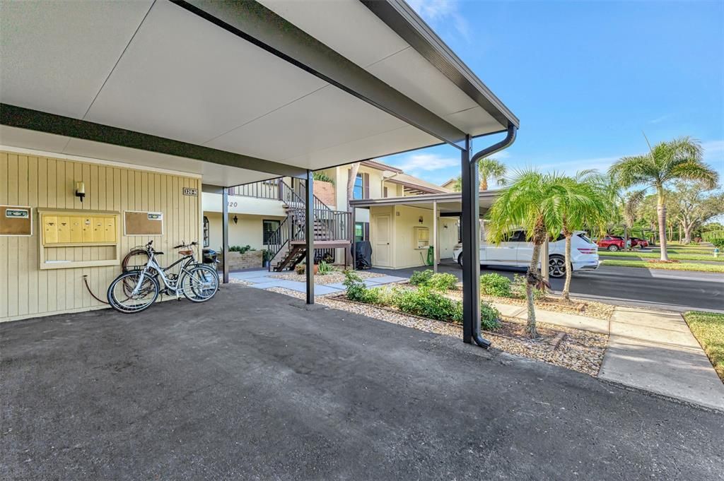 待售: $237,500 (2 贝兹, 2 浴室, 1064 平方英尺)