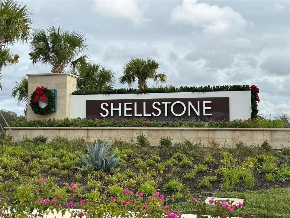 最近售出: $829,000 (0.26 acres)