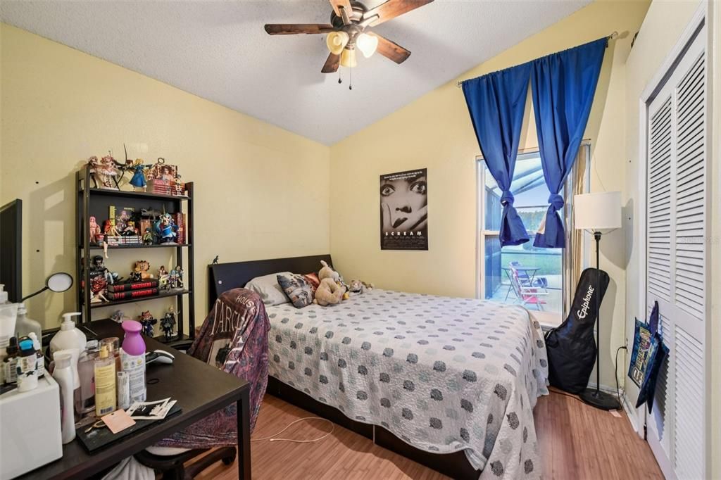 На продажу: $420,000 (4 спален, 2 ванн, 1588 Квадратных фут)