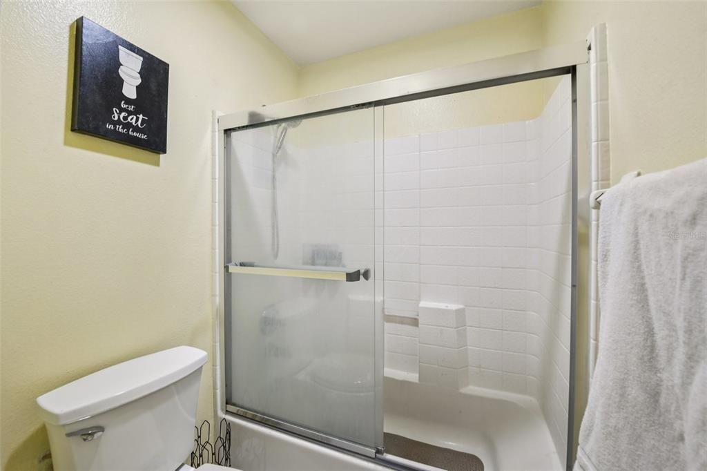 На продажу: $420,000 (4 спален, 2 ванн, 1588 Квадратных фут)