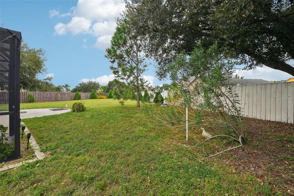 На продажу: $420,000 (4 спален, 2 ванн, 1588 Квадратных фут)