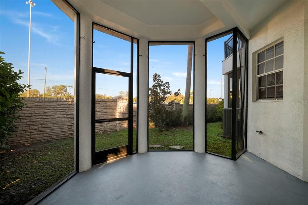 For Sale: $349,900 (3 beds, 2 baths, 2180 Square Feet)