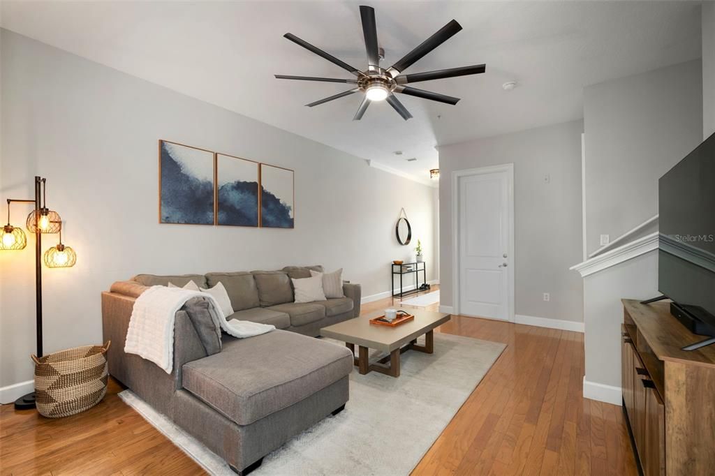 For Sale: $349,900 (3 beds, 2 baths, 2180 Square Feet)