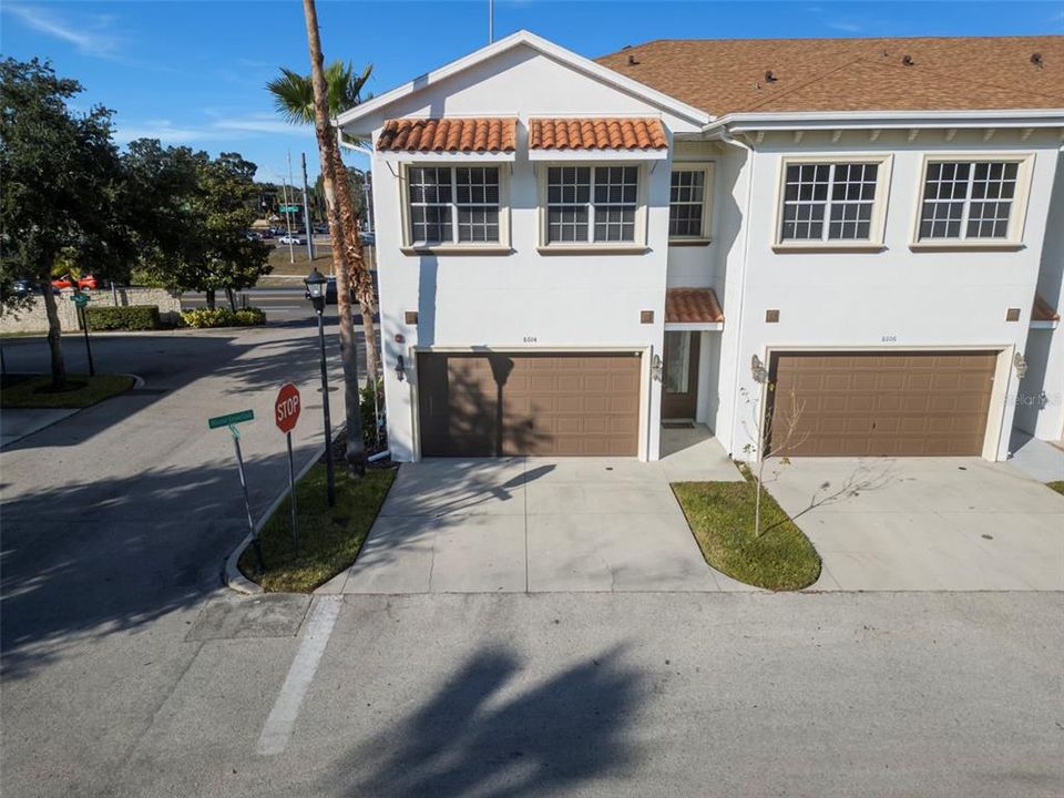 For Sale: $349,900 (3 beds, 2 baths, 2180 Square Feet)