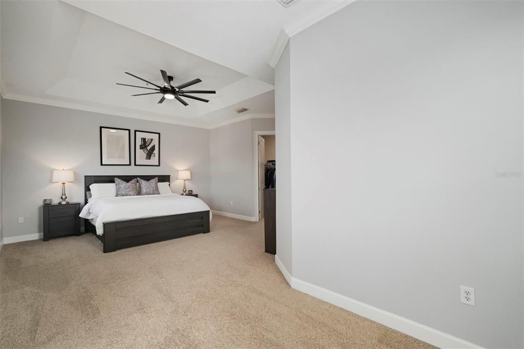 For Sale: $349,900 (3 beds, 2 baths, 2180 Square Feet)