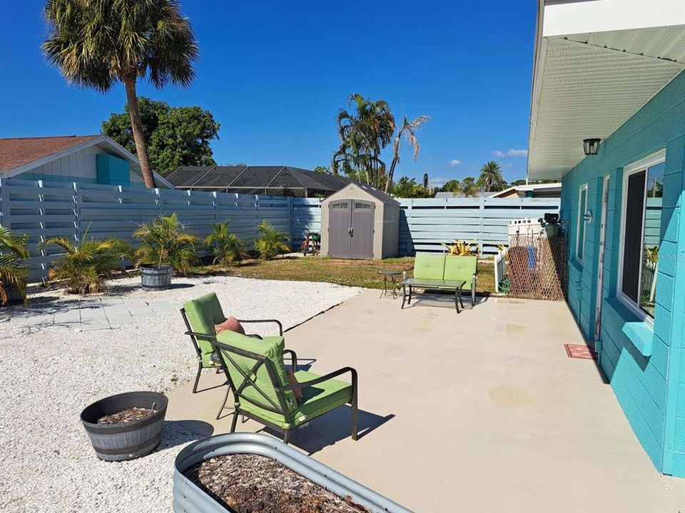 For Sale: $499,900 (2 beds, 2 baths, 1319 Square Feet)