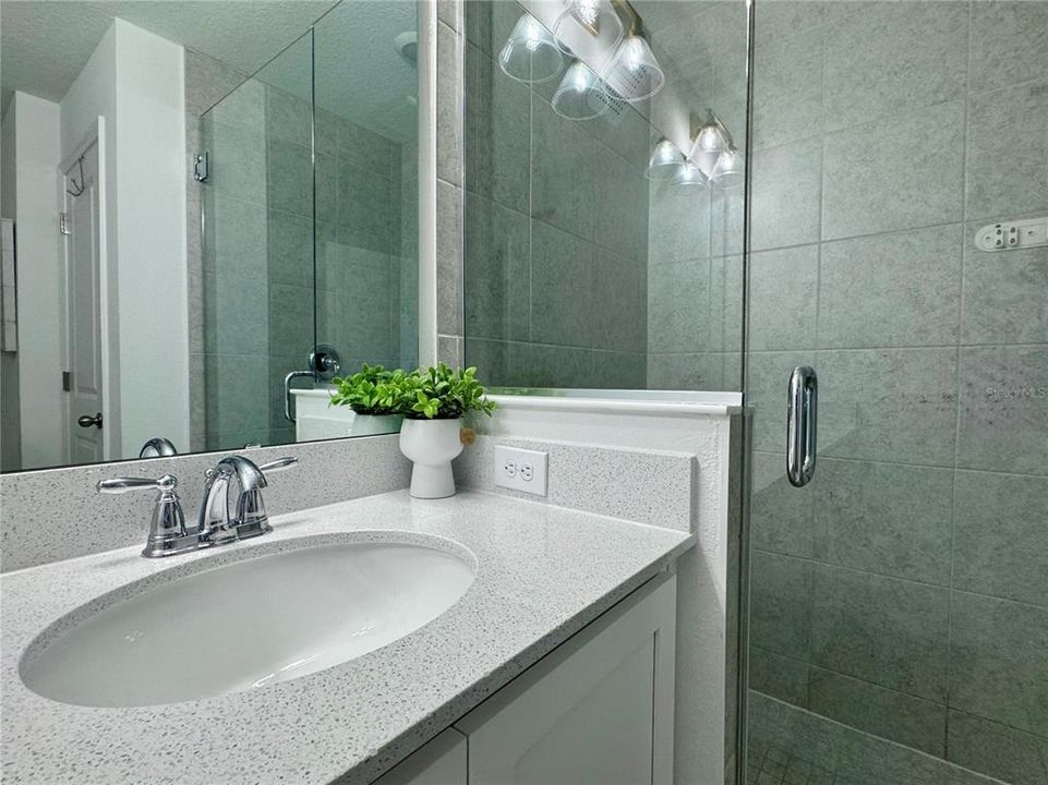 En Venta: $419,990 (3 camas, 2 baños, 1622 Pies cuadrados)