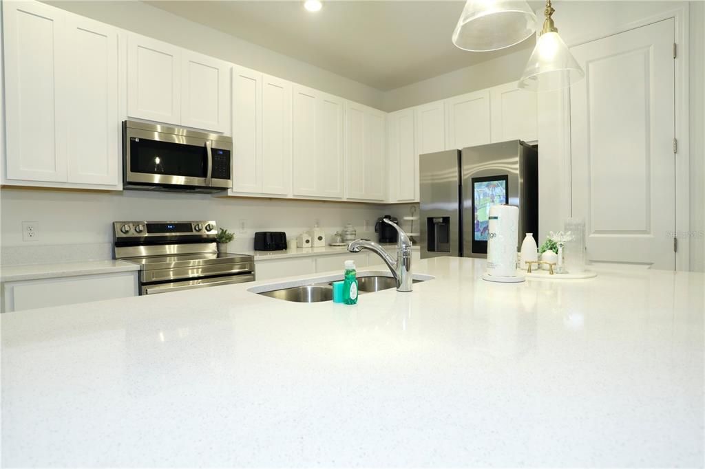 En Venta: $419,990 (3 camas, 2 baños, 1622 Pies cuadrados)