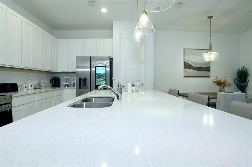 En Venta: $419,990 (3 camas, 2 baños, 1622 Pies cuadrados)