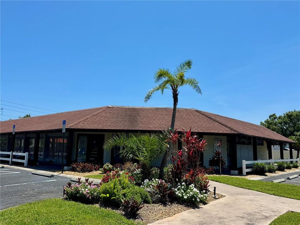 出租: $1,650 (2 贝兹, 1 浴室, 795 平方英尺)