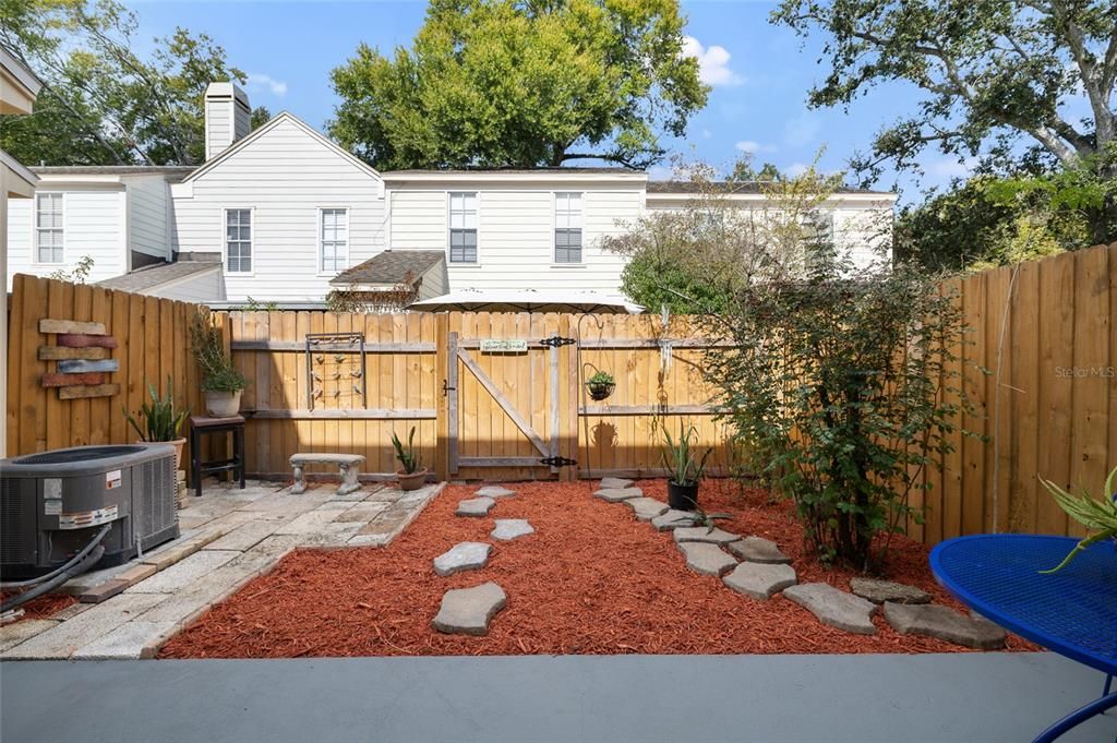 En Venta: $279,900 (3 camas, 2 baños, 1358 Pies cuadrados)