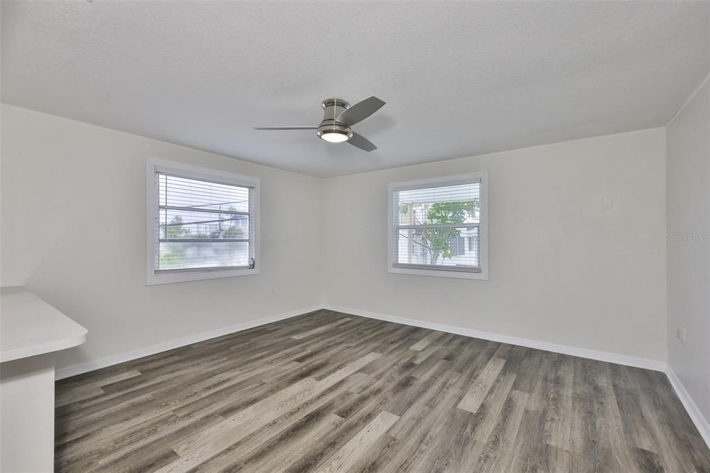 На продажу: $1,500,000 (4 спален, 0 ванн, 3116 Квадратных фут)