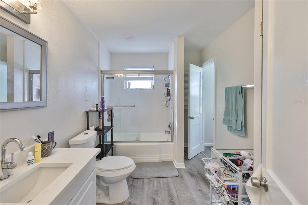 На продажу: $1,500,000 (4 спален, 0 ванн, 3116 Квадратных фут)