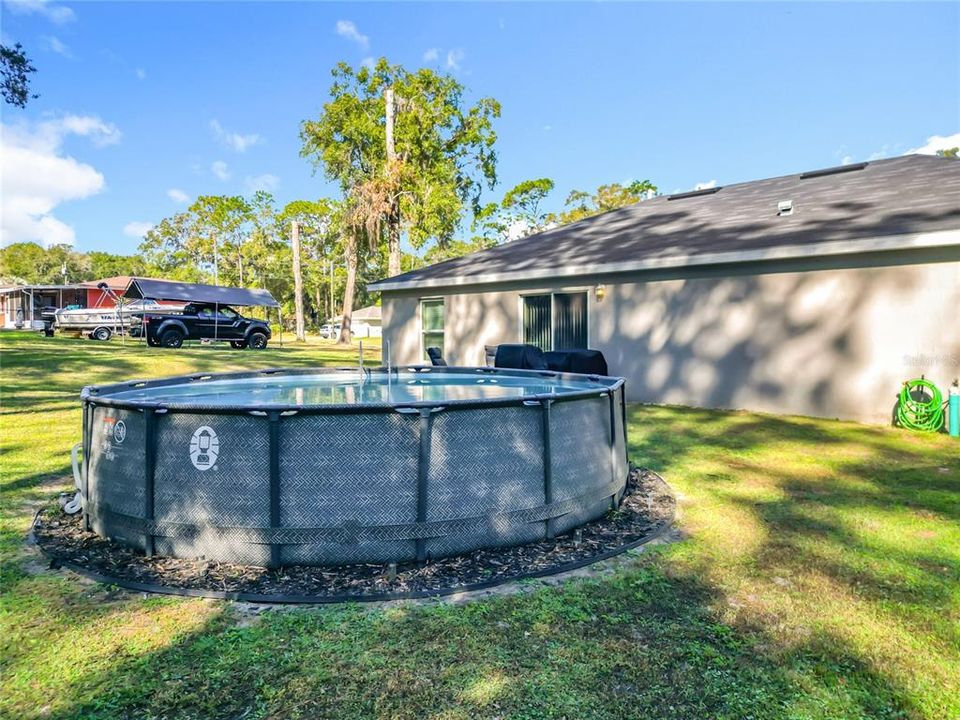 For Sale: $289,900 (3 beds, 2 baths, 1390 Square Feet)