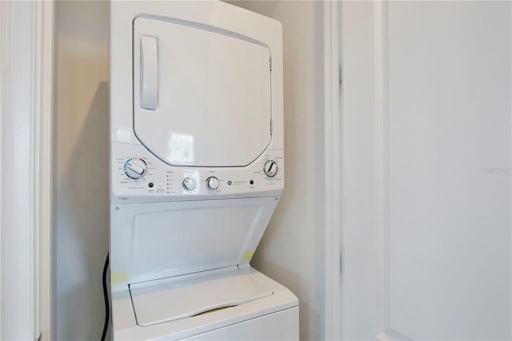 出租: $1,650 (1 贝兹, 1 浴室, 642 平方英尺)