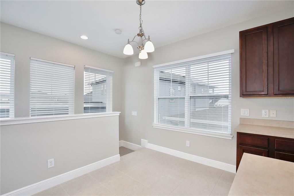 出租: $1,650 (1 贝兹, 1 浴室, 642 平方英尺)