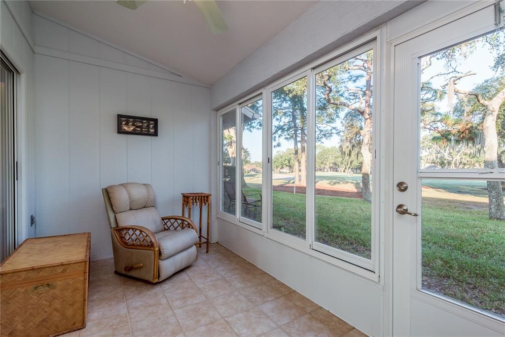 For Sale: $349,000 (2 beds, 2 baths, 1549 Square Feet)