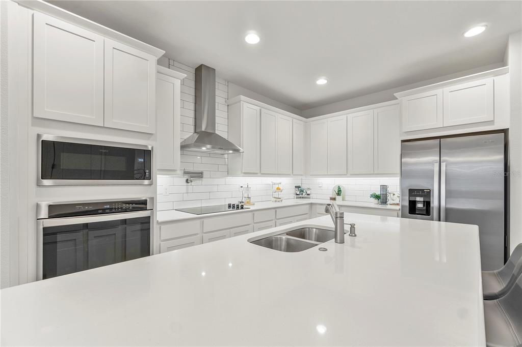 На продажу: $615,000 (4 спален, 2 ванн, 2790 Квадратных фут)