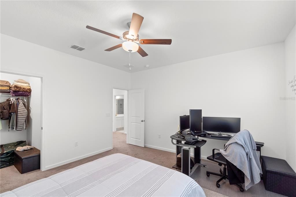 На продажу: $615,000 (4 спален, 2 ванн, 2790 Квадратных фут)