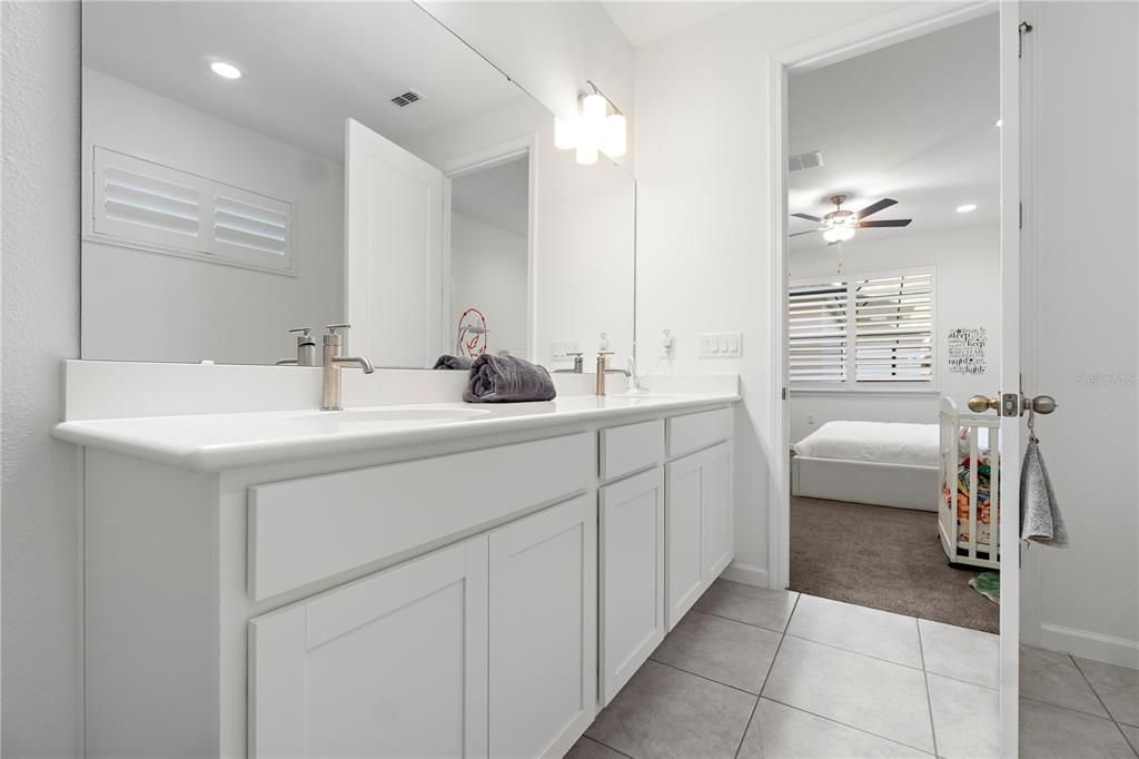 На продажу: $615,000 (4 спален, 2 ванн, 2790 Квадратных фут)