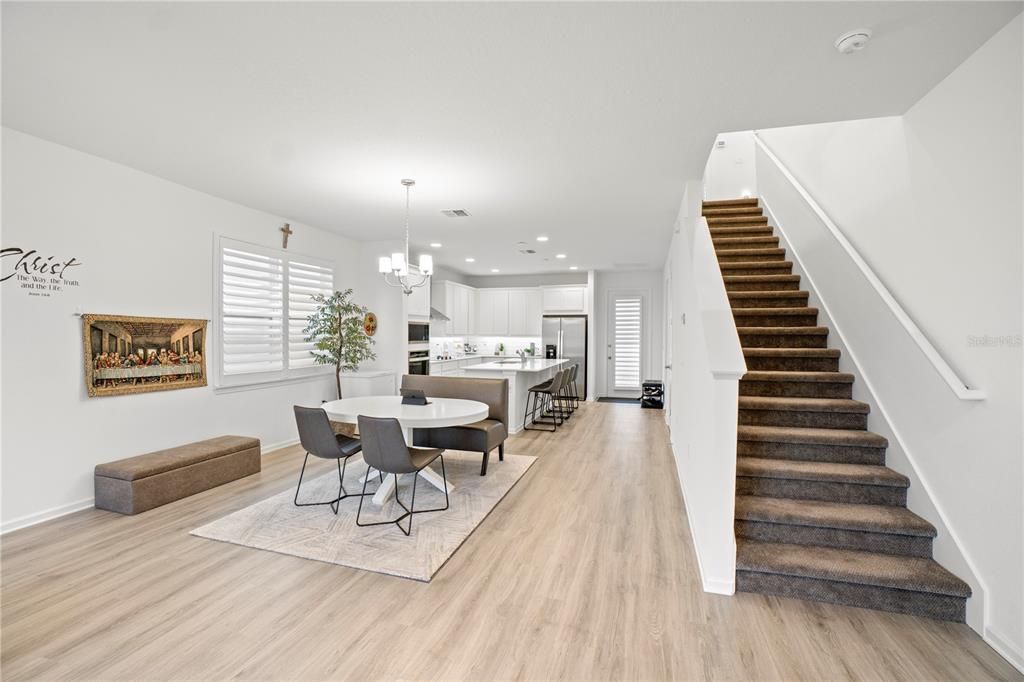 На продажу: $615,000 (4 спален, 2 ванн, 2790 Квадратных фут)