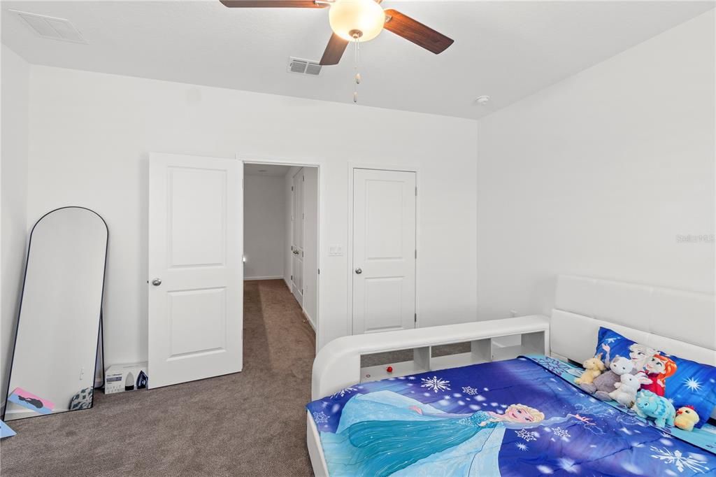 На продажу: $615,000 (4 спален, 2 ванн, 2790 Квадратных фут)