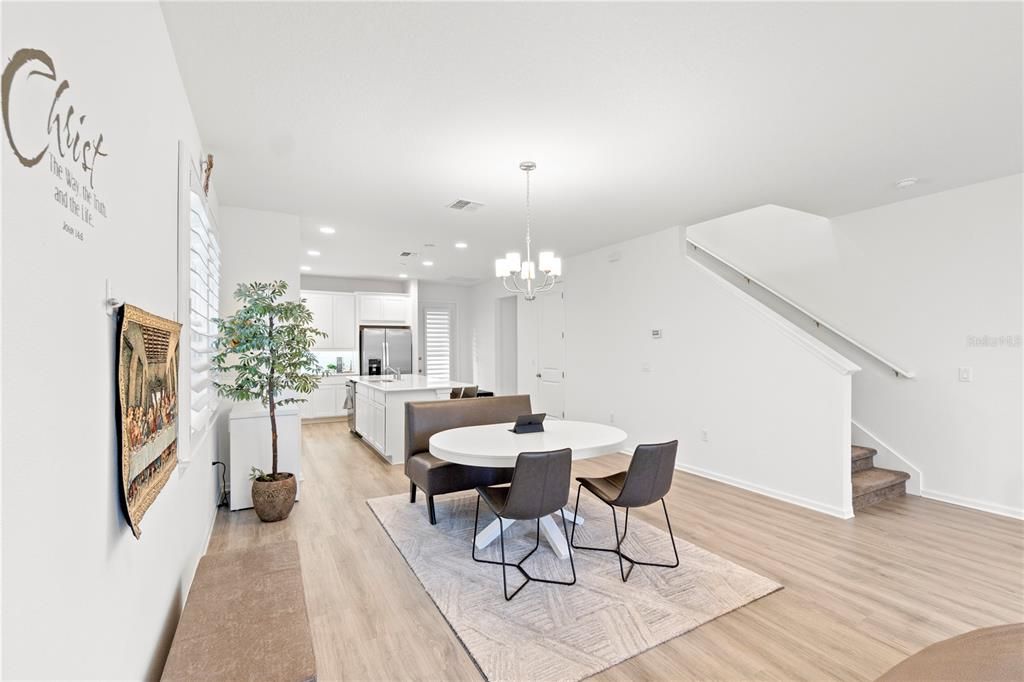 На продажу: $615,000 (4 спален, 2 ванн, 2790 Квадратных фут)