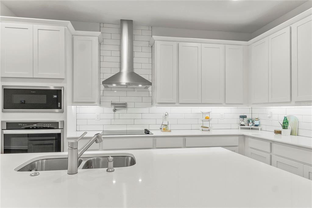 На продажу: $615,000 (4 спален, 2 ванн, 2790 Квадратных фут)