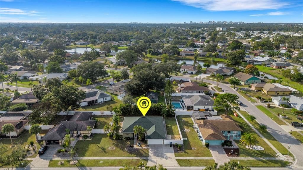 合同活跃: $439,900 (4 贝兹, 2 浴室, 2006 平方英尺)