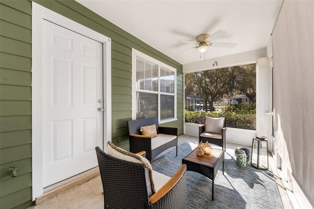 合同活跃: $225,000 (2 贝兹, 2 浴室, 1154 平方英尺)