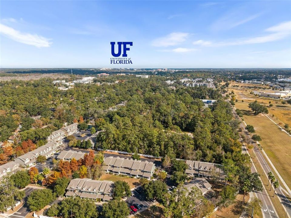 合同活跃: $225,000 (2 贝兹, 2 浴室, 1154 平方英尺)