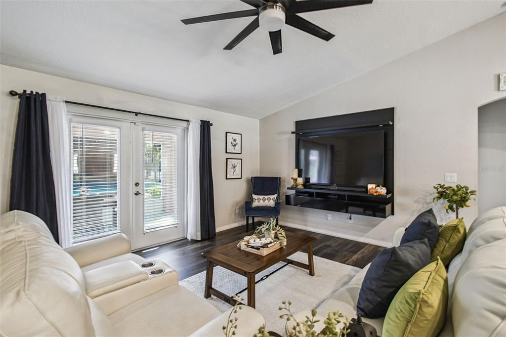 待售: $519,900 (3 贝兹, 2 浴室, 1505 平方英尺)