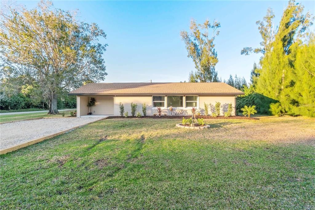 For Sale: $299,000 (3 beds, 2 baths, 2044 Square Feet)