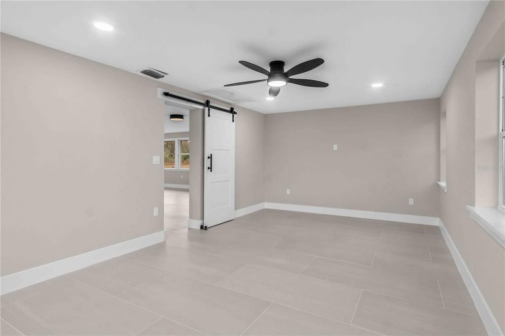 For Sale: $299,000 (3 beds, 2 baths, 2044 Square Feet)