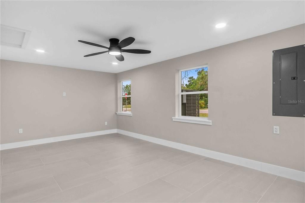 For Sale: $299,000 (3 beds, 2 baths, 2044 Square Feet)