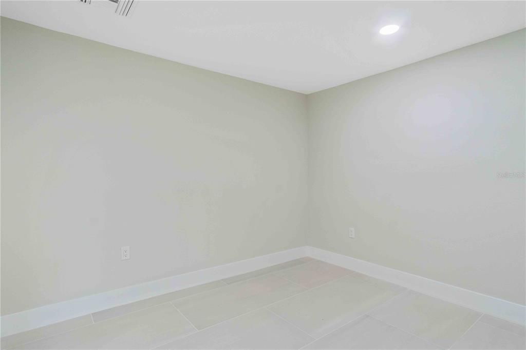 For Sale: $299,000 (3 beds, 2 baths, 2044 Square Feet)