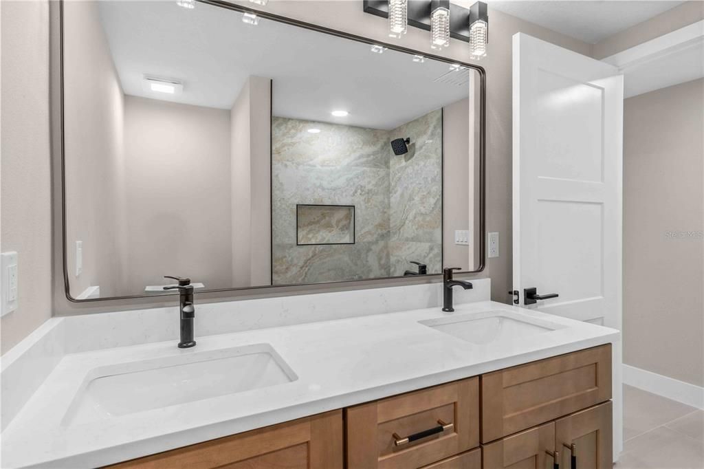 For Sale: $299,000 (3 beds, 2 baths, 2044 Square Feet)