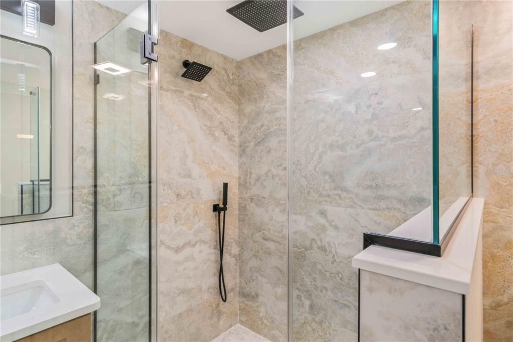 For Sale: $299,000 (3 beds, 2 baths, 2044 Square Feet)