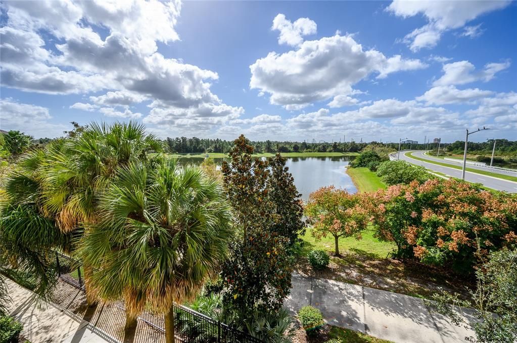 For Rent: $2,300 (3 beds, 2 baths, 1247 Square Feet)