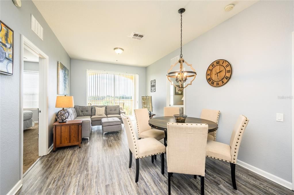 For Rent: $2,300 (3 beds, 2 baths, 1247 Square Feet)