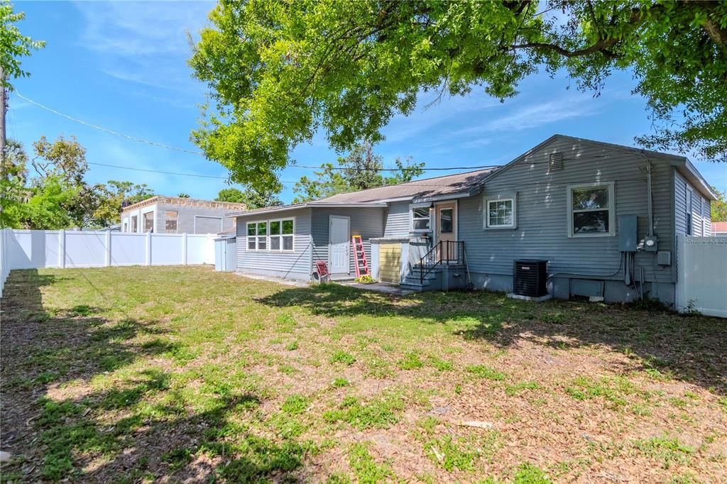 En Venta: $415,000 (3 camas, 2 baños, 1483 Pies cuadrados)