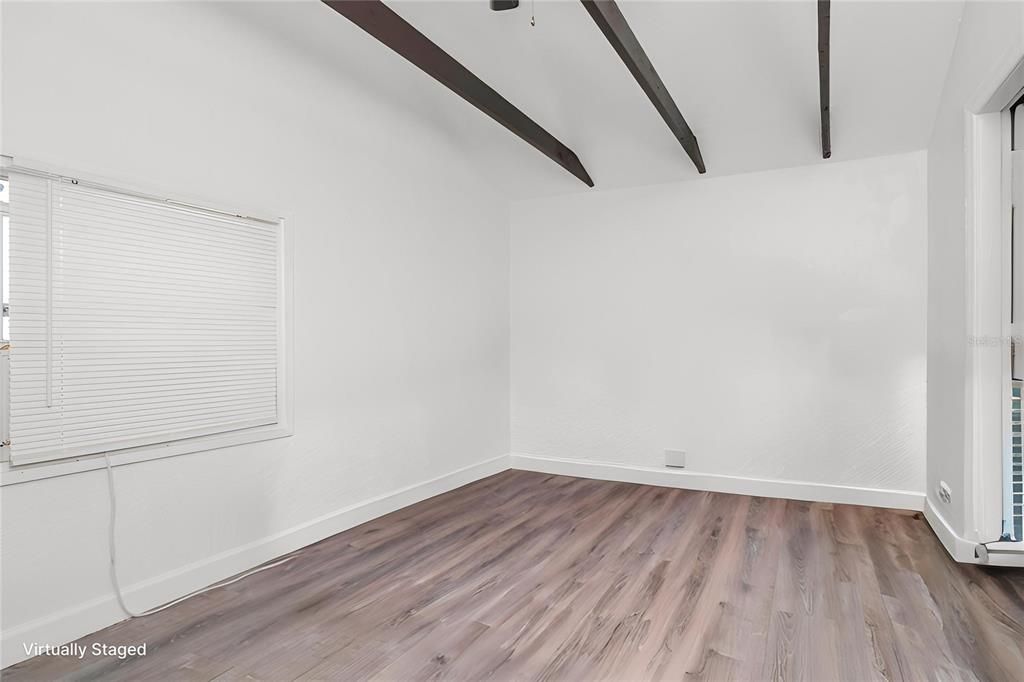 En Venta: $415,000 (3 camas, 2 baños, 1483 Pies cuadrados)