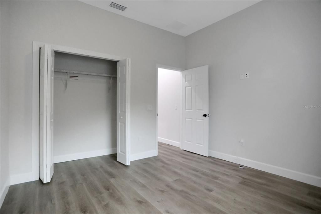 На продажу: $385,000 (3 спален, 2 ванн, 1620 Квадратных фут)