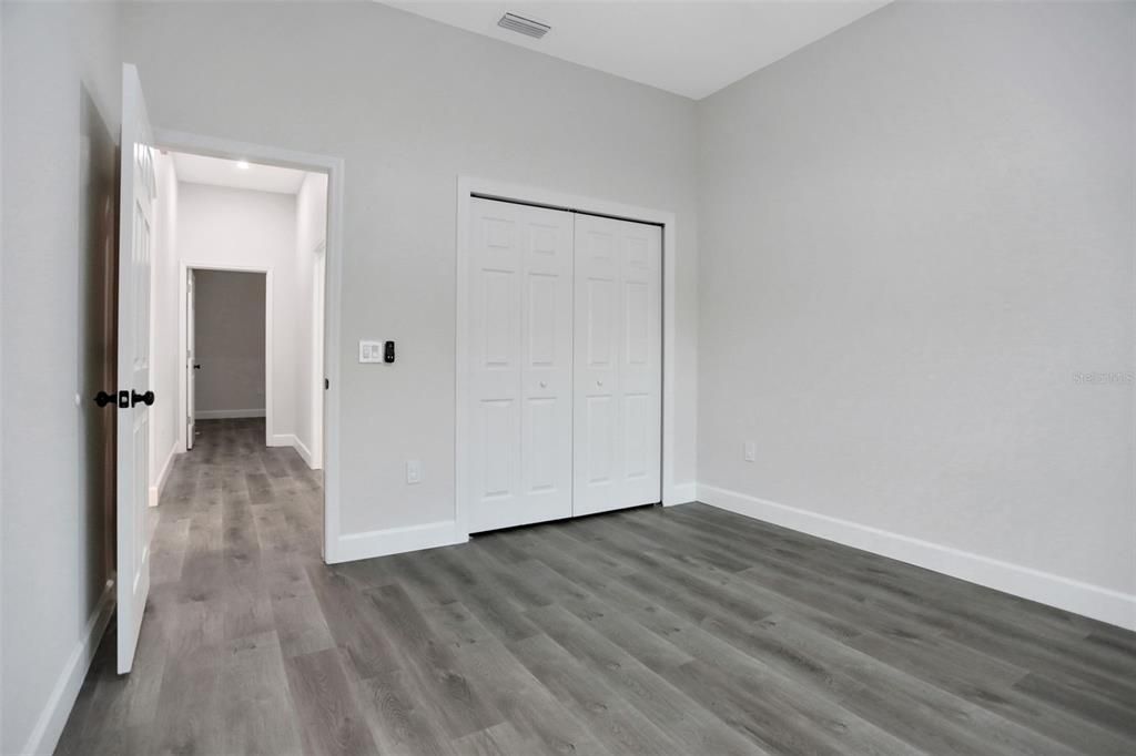 На продажу: $385,000 (3 спален, 2 ванн, 1620 Квадратных фут)