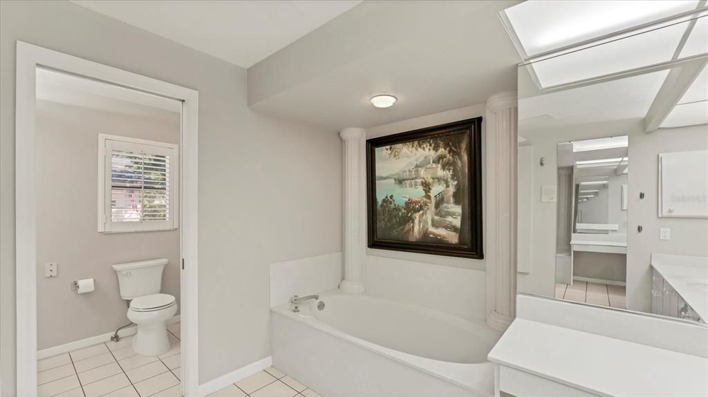 待售: $845,800 (3 贝兹, 2 浴室, 2495 平方英尺)