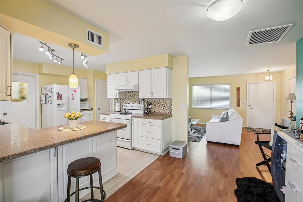 En Venta: $234,900 (2 camas, 2 baños, 1438 Pies cuadrados)