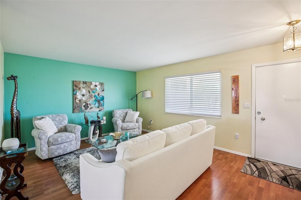 En Venta: $234,900 (2 camas, 2 baños, 1438 Pies cuadrados)