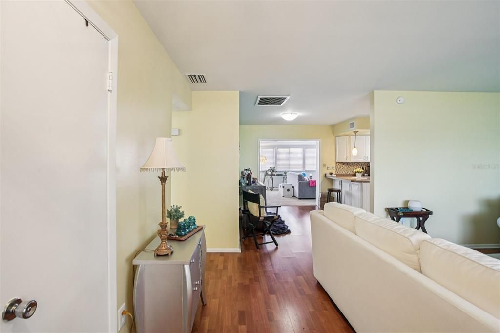 En Venta: $234,900 (2 camas, 2 baños, 1438 Pies cuadrados)