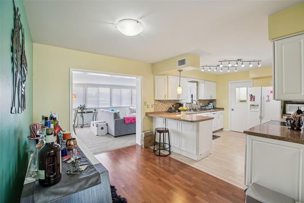 En Venta: $234,900 (2 camas, 2 baños, 1438 Pies cuadrados)